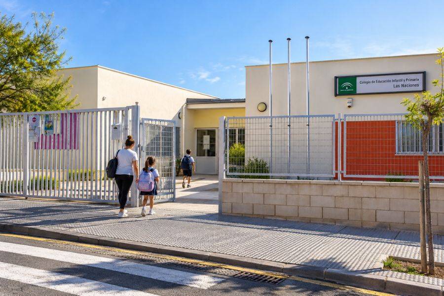 Education department confirms shortage of school places in South Tenerife