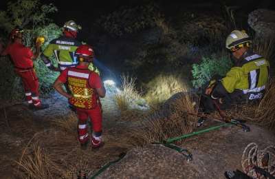 15-year-old girl rescued after falling into ravine in Tenerife