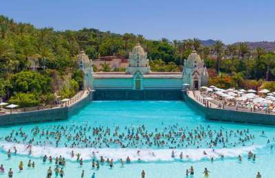 The new Siam Park in Gran Canaria hits more stumbling blocks