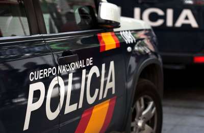 Security guards catch suspect after jewellery raid at Gran Canaria shopping centre