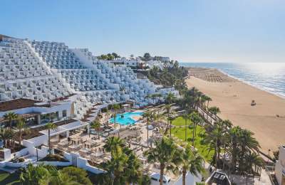 Fuerteventura hotel granted permission to stay standing on public coastal land for 30 years 